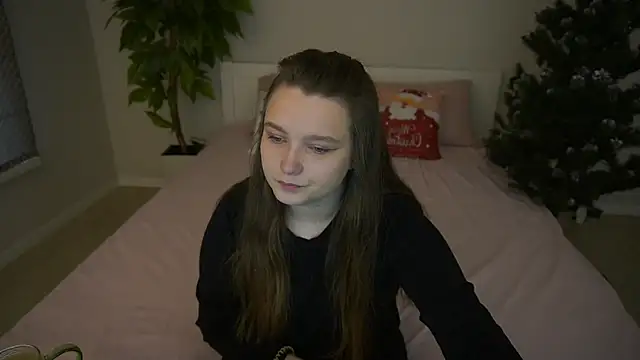 MagicPeachh  online show from January 13, 2026, 7:01 am