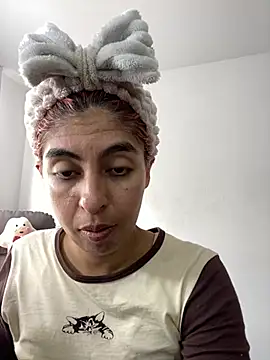 Snapshot of im_anna_ chatting on January 22, 2025, 4:55 pm im anna online show from January 22, 2025, 4:55 pm