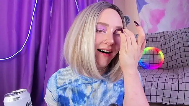 Snapshot of Lexy_Lovy chatting on September 18, 2025, 6:27 am Lexy Lovy online show from September 18, 2025, 6:27 am