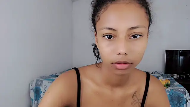 jasmin brunette  online show from November 27, 2025, 12:05 pm