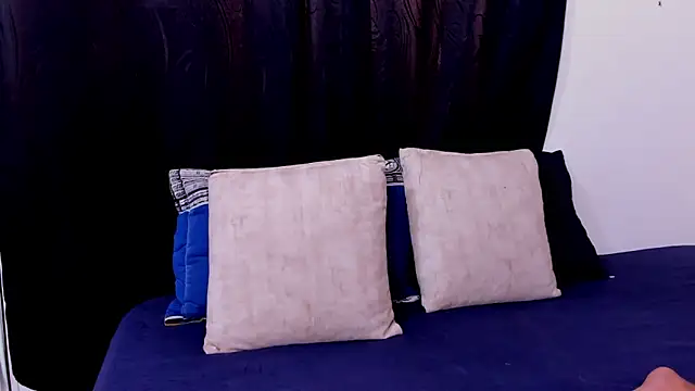 Snapshot of Lauren_Hills069 chatting on October 20, 2025, 9:48 pm Lauren Hills069 online show from October 20, 2025, 9:48 pm