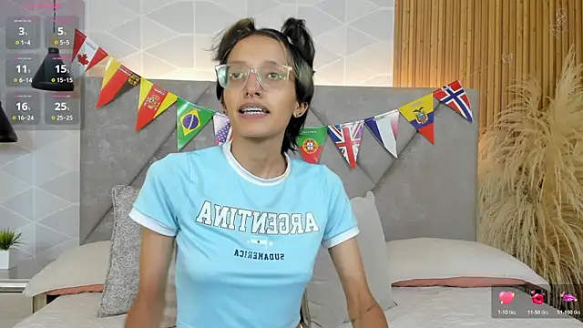 Snapshot of Marge_lasander chatting on July 7, 2026, 6:33 pm Marge lasander online show from July 7, 2026, 6:33 pm