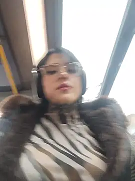 taaylor33 online show from March 5, 2026, 10:27 pm