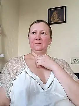 blondyaguar online show from February 21, 2025, 7:56 am