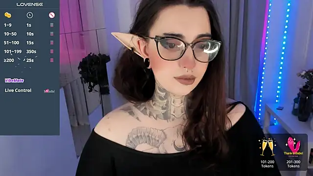 Dixi Pixi  online show from October 3, 2025, 5:42 am