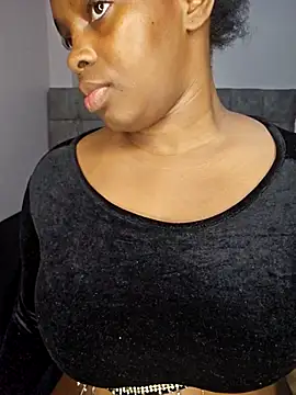 freaky j  online show from December 4, 2025, 7:46 pm