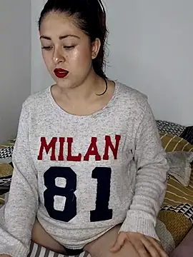 LisbethMoore  online show from October 9, 2025, 5:24 pm