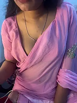 Spicy sari girl online show from May 16, 2026, 1:37 am