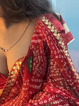 Snapshot of Spicy_sari_girl chatting on July 9, 2026, 4:13 am Spicy sari girl online show from July 9, 2026, 4:13 am