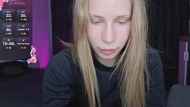 Snapshot of Elis_Fox chatting on February 22, 2026, 11:12 am Elis Fox online show from February 22, 2026, 11:12 am