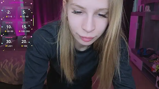 Elis Fox online show from April 10, 2026, 11:06 am