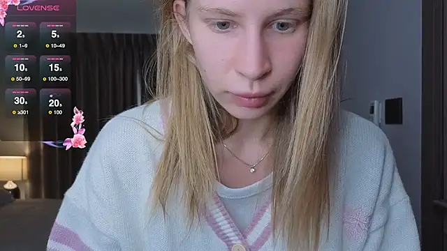 Snapshot of Elis_Fox chatting on February 1, 2026, 9:07 am Elis Fox online show from February 1, 2026, 9:07 am