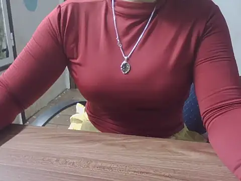 MaiHuong77 online show from October 23, 2025, 12:37 pm