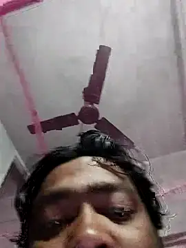 Young couple143 online show from March 11, 2025, 8:19 am