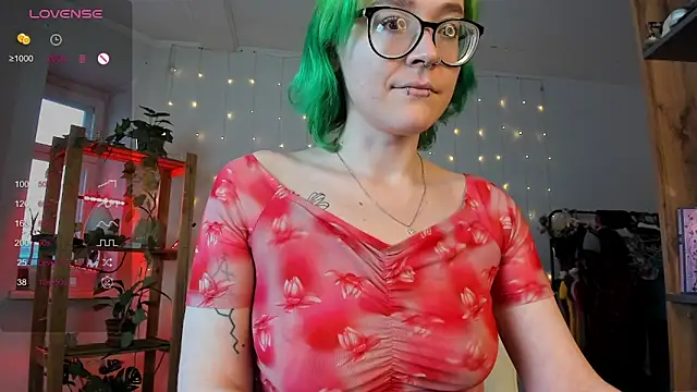 Snapshot of alisahug chatting on March 4, 2025, 7:41 am alisahug online show from March 4, 2025, 7:41 am