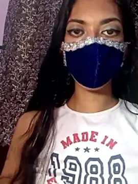 Snapshot of priyasexy1100 chatting on November 20, 2025, 12:39 pm priyasexy1100 online show from November 20, 2025, 12:39 pm