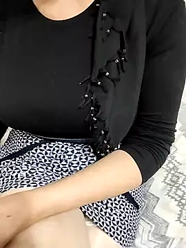  Sahra  online show from November 13, 2025, 6:56 pm