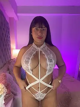 AshleyFerrer online show from October 2, 2025, 2:31 pm