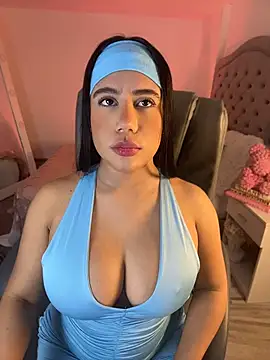 AshleyFerrer online show from June 1, 2026, 6:07 pm