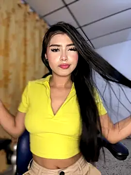 Snapshot of hurrem_18 chatting on September 22, 2025, 8:59 pm hurrem 18 online show from September 22, 2025, 8:59 pm