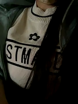 Tuongvy05 online show from November 20, 2025, 9:21 am