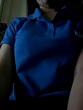 Tuongvy05 online show from November 5, 2025, 4:32 pm