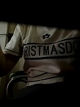 Tuongvy05 online show from December 5, 2025, 5:11 pm