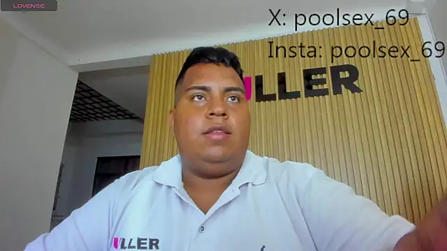Snapshot of Poolsex_69 chatting on October 21, 2025, 12:11 am Poolsex 69 online show from October 21, 2025, 12:11 am