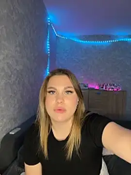 Evaaa Babiesss online show from March 10, 2026, 6:12 pm