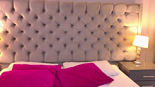 Snapshot of SamantaG chatting on February 6, 2026, 1:18 pm SamantaG online show from February 6, 2026, 1:18 pm