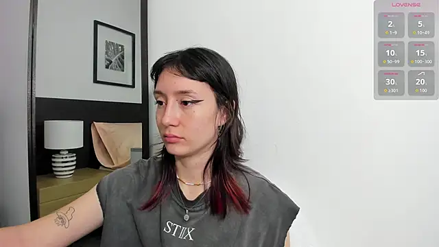 lizzy davis 1 online show from November 22, 2025, 4:00 am