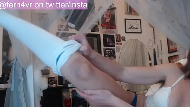 fern4ever online show from February 23, 2026, 3:19 am