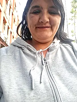 SexyNicool35 online show from April 16, 2026, 4:19 pm