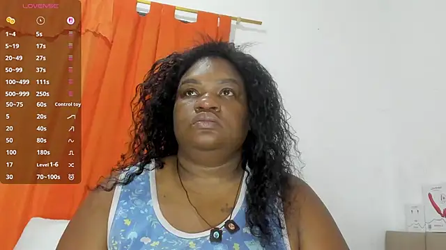 Snapshot of lilybaudyn_ chatting on July 18, 2026, 8:12 am lilybaudyn online show from July 18, 2026, 8:12 am