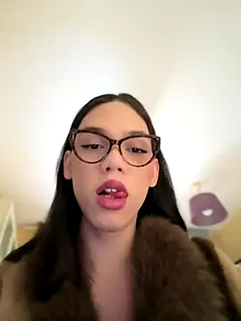 Snapshot of Carlita_cute chatting on November 28, 2025, 12:27 pm Carlita cute online show from November 28, 2025, 12:27 pm