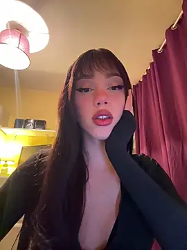 Snapshot of Carlita_cute chatting on October 14, 2025, 9:36 pm Carlita cute online show from October 14, 2025, 9:36 pm