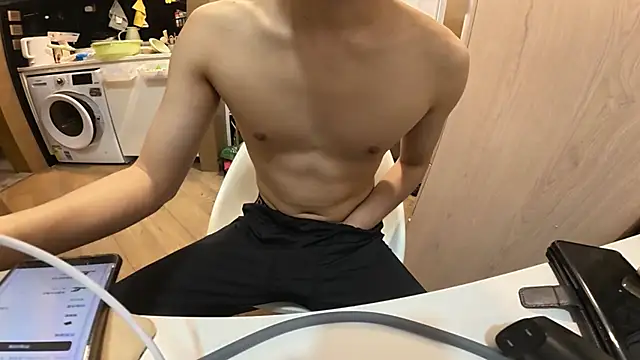 Snapshot of YunheLEE chatting on May 21, 2026, 1:52 pm YunheLEE online show from May 21, 2026, 1:52 pm