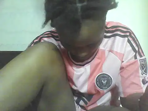 Snapshot of EBONYVANILLA02 chatting on February 9, 2026, 3:43 pm EBONYVANILLA02 online show from February 9, 2026, 3:43 pm