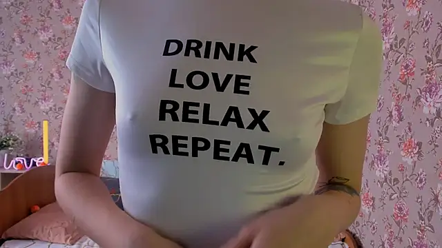 Snapshot of Lolly_Haze chatting on November 15, 2025, 4:49 am Lolly Haze online show from November 15, 2025, 4:49 am