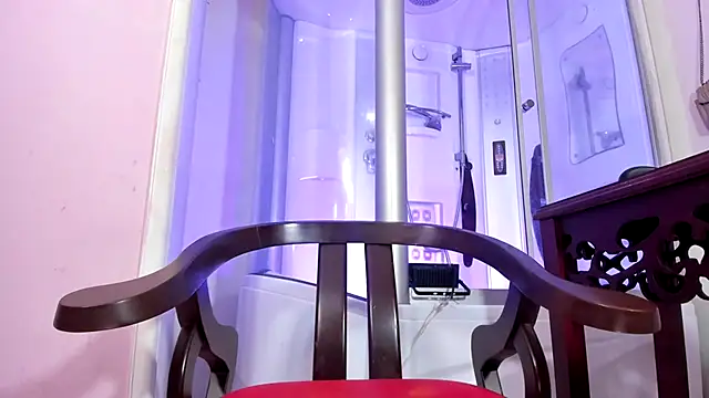 sexy-luna-star-ts online show from November 27, 2025, 8:42 pm