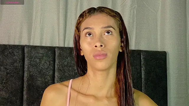 Snapshot of Iamkarlaa_doll chatting on September 15, 2025, 6:25 am Iamkarlaa doll online show from September 15, 2025, 6:25 am