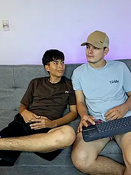  Ottis  online show from December 1, 2025, 11:05 pm