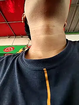  Ottis  online show from September 12, 2025, 8:41 pm