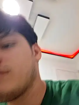  Ottis  online show from October 22, 2025, 11:03 pm