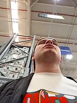  Ottis  online show from November 6, 2025, 4:33 pm