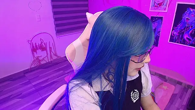 Snapshot of Miwa_violet chatting on June 2, 2026, 2:44 am Miwa violet online show from June 2, 2026, 2:44 am