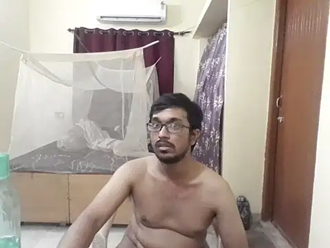 THE NAKED BOY online show from April 24, 2026, 3:03 pm