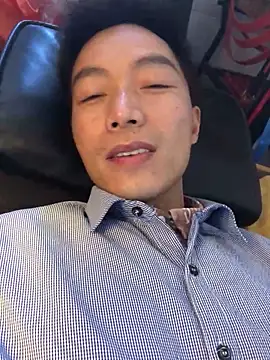 xhqds online show from February 10, 2025, 8:53 am