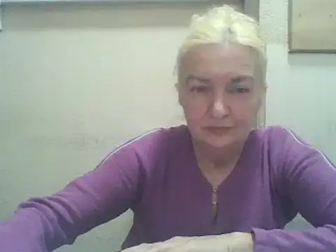 Snapshot of Meri798 chatting on May 15, 2026, 6:28 pm Meri798 online show from May 15, 2026, 6:28 pm