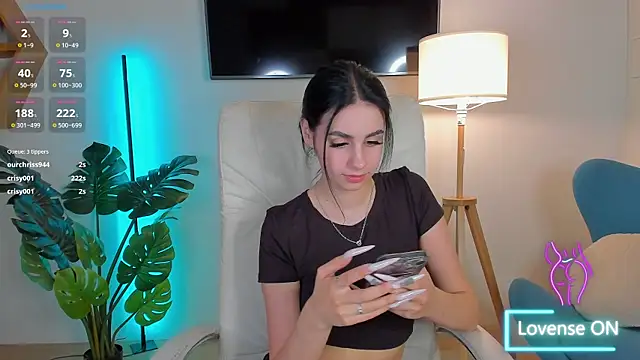 Dina Foxxx online show from September 9, 2025, 8:29 pm